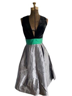Sachin & Babi Noir Satin Velvet Dress 2 Black Green A-Line Pocketed Fit & Flare